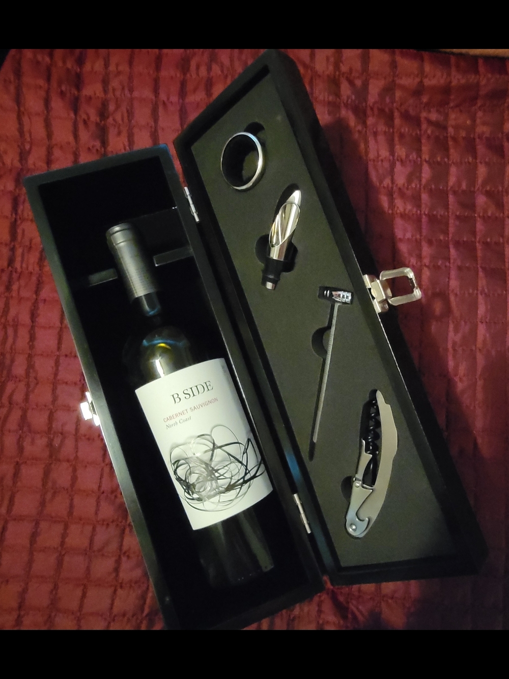 NWOT Wine Gift Box